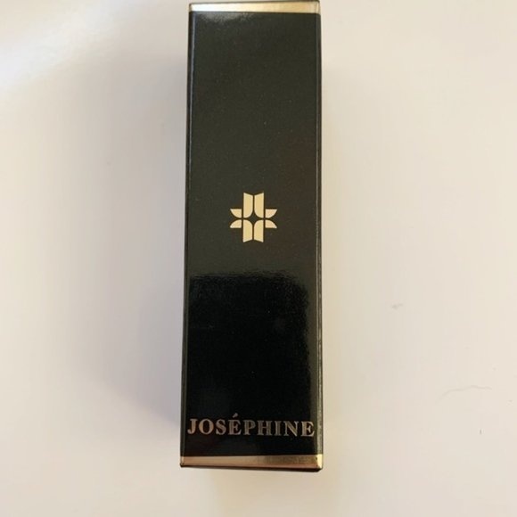 Josephine | Long Wear Eye Shadow in Meet Leona - Picture 4 of 5